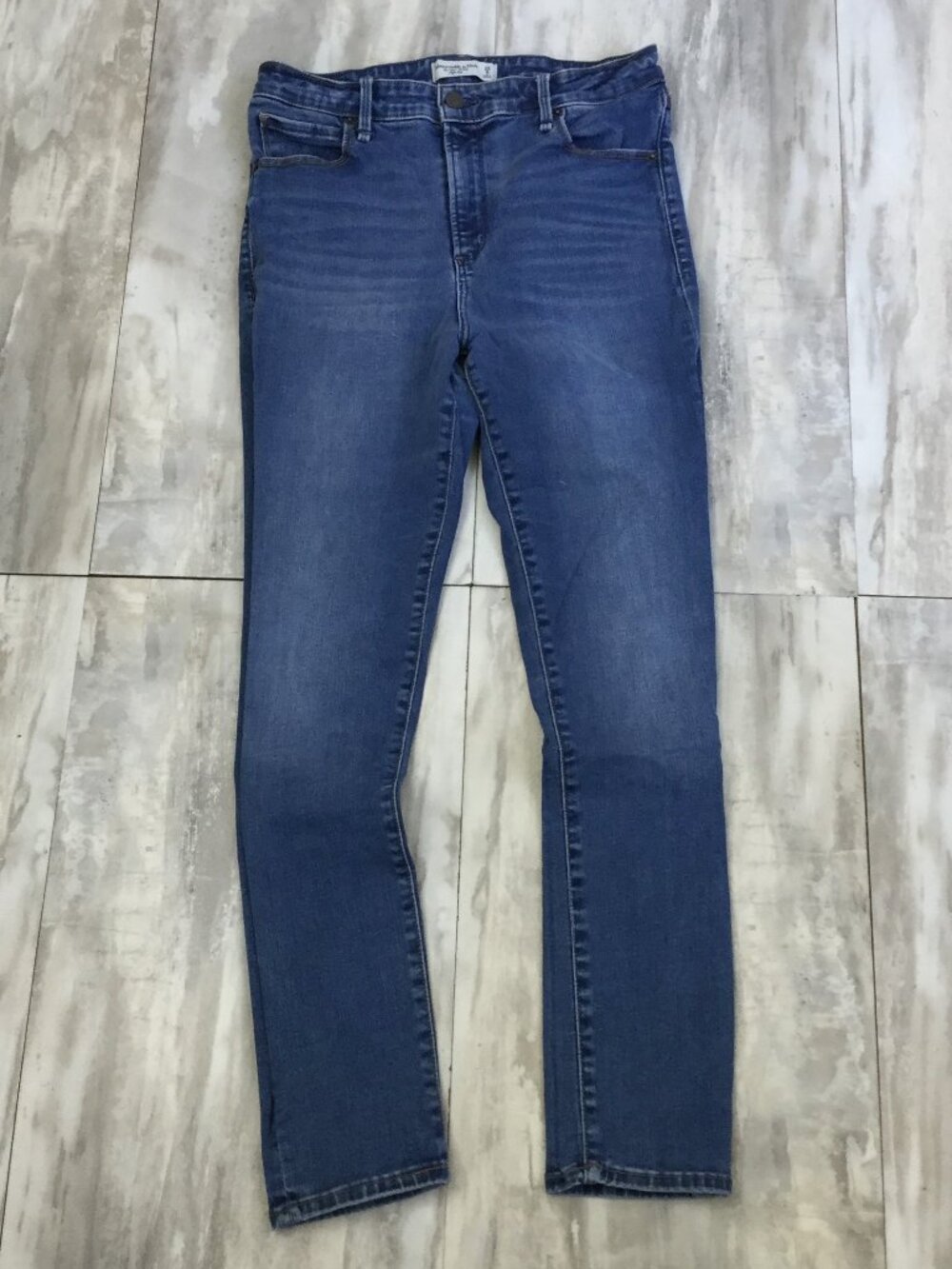 Abercrombie & Fitch The Super Skinny High Rise Jean 29/8